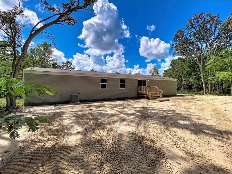 3 bedroom home at 549 W Kahns Lane, Lecanto, Lecanto — photo 4