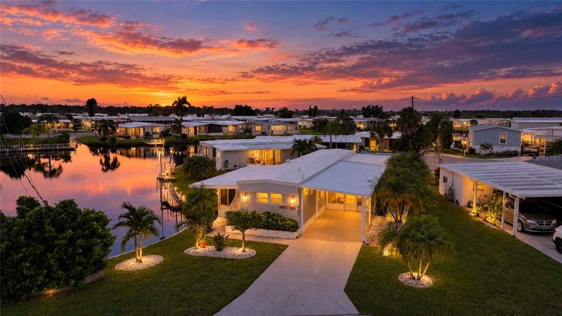 2 bedroom Mobile Home at 503 Aljo Place, Harbor Cove, North Port — photo 3