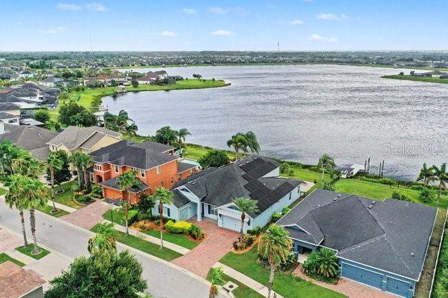 4 bedroom Single Family Residence at 11323 LAKE LUCAYA DRIVE, LUCAYA LAKE CLUB PH 1A, RIVERVIEW — photo 3