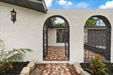 9401 Glen Moor Lane, Port Richey FL - photo 8 of 44