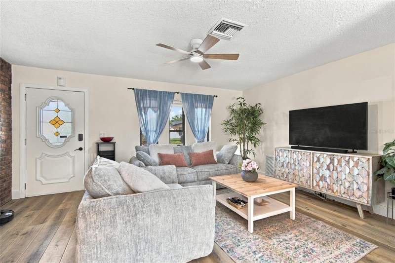 3 bedroom Single Family Residence at 1813 Driftwood Circle, Harbor Palms-Unit Two, Oldsmar — photo 5