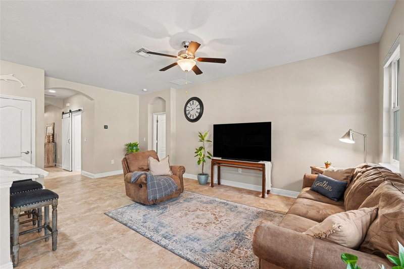 3 bedroom Single Family Residence at 7703 S Sparkman Street, Port Tampa City Map, Tampa — photo 5
