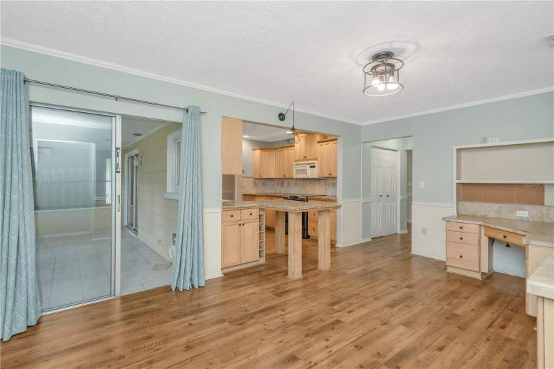 3 bedroom Single Family Residence at 3412 Little Oak Street, Little Oak Estates, Valrico — photo 4