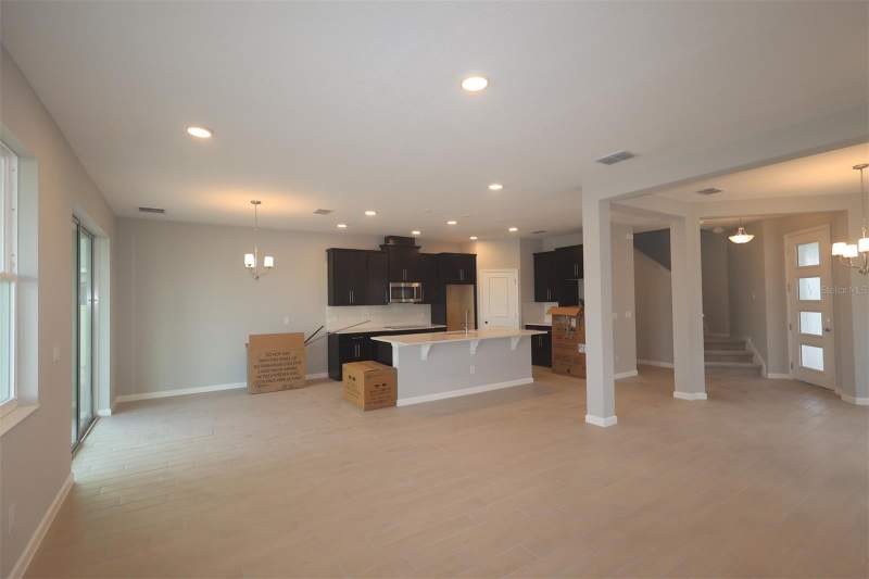 5 bedroom Single Family Residence at 2685 Great Heron Avenue, Bay Lake Farms At St Cloud, St Cloud — photo 3