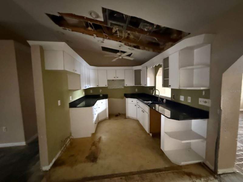 4 bedroom Single Family Residence at 701 Madison Street, Tavares, Tavares — photo 5
