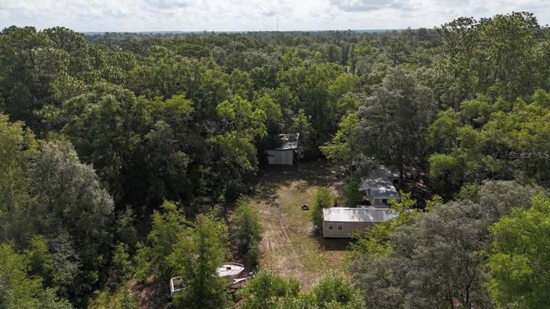 2 bedroom Mobile Home at 9730 NE State Road 24, Meredith Hills, Archer — photo 1