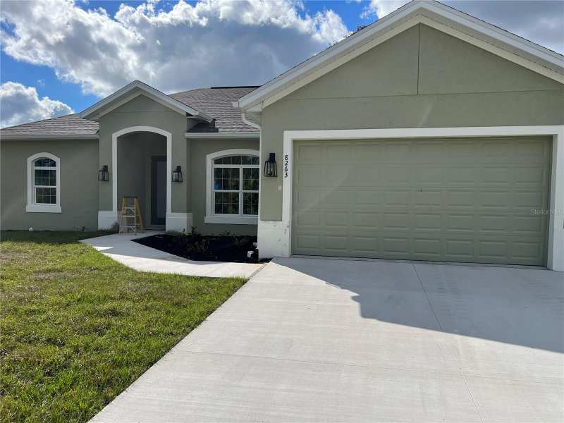 3 bedroom Single Family Residence at 8233 Givlic Lane, Port Charlotte Sub 37, North Port — photo 1