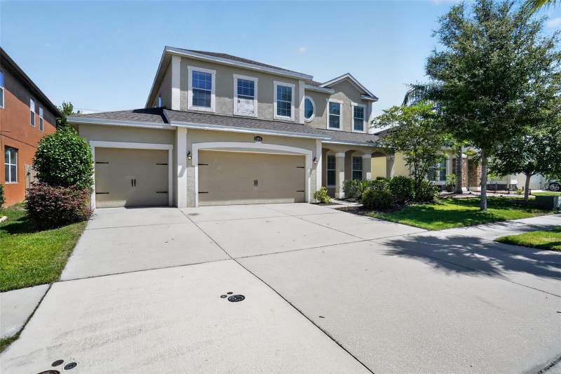5 bedroom Single Family Residence at 11014 Spring Point Circle, Lucaya Lake Club Phase 1A, Riverview — photo 2