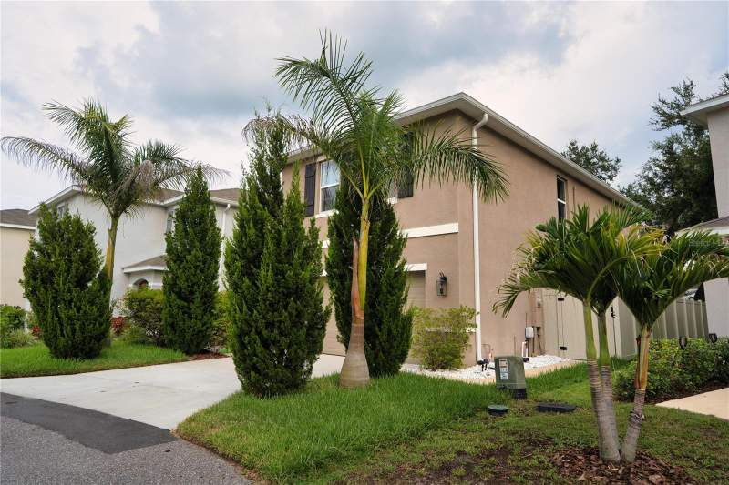 4 bedroom Single Family Residence at 7530 Cypress Walk Drive, Trinity Woods, New Port Richey — photo 2