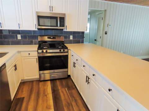 8055 33rd Avenue, St Petersburg FL - photo 17 of 27