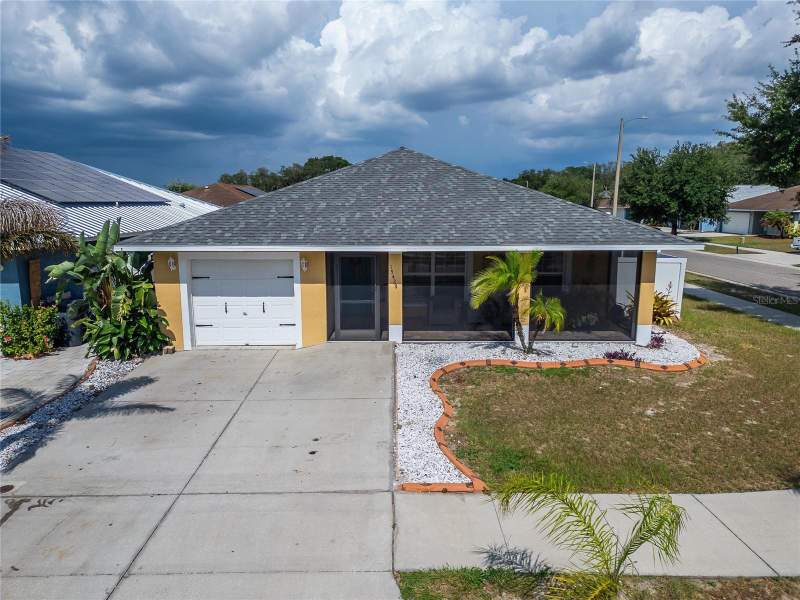 3 bedroom Single Family Residence at 15428 Florida Breeze Loop, Hidden Creek At West Lake, Wimauma — photo 2