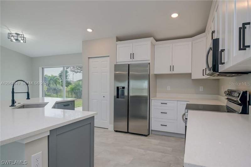 3 bedroom Single Family Residence at 204 El Dorado Blvd N, Cape Coral Unit 55, Cape Coral — photo 2