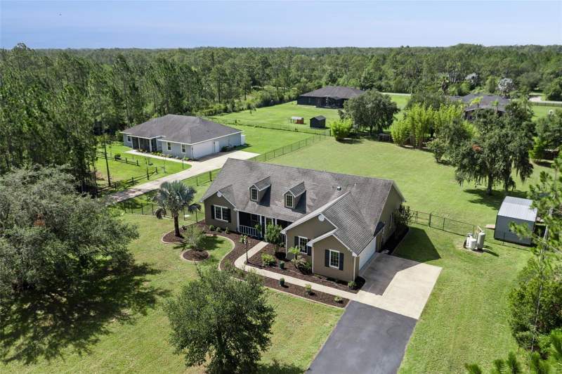 3 bedroom Single Family Residence at 19204 PADDOCK STREET, CAPE ORLANDO ESTATES, ORLANDO — photo 2