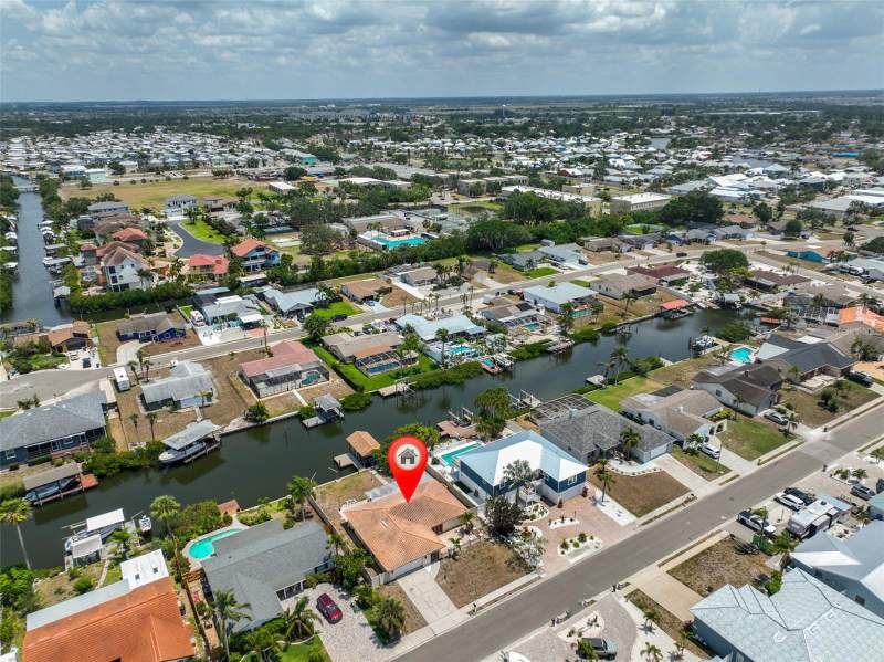 3 bedroom Single Family Residence at 6523 King Palm Way, Sabal Key Unit 2, Apollo Beach — photo 4