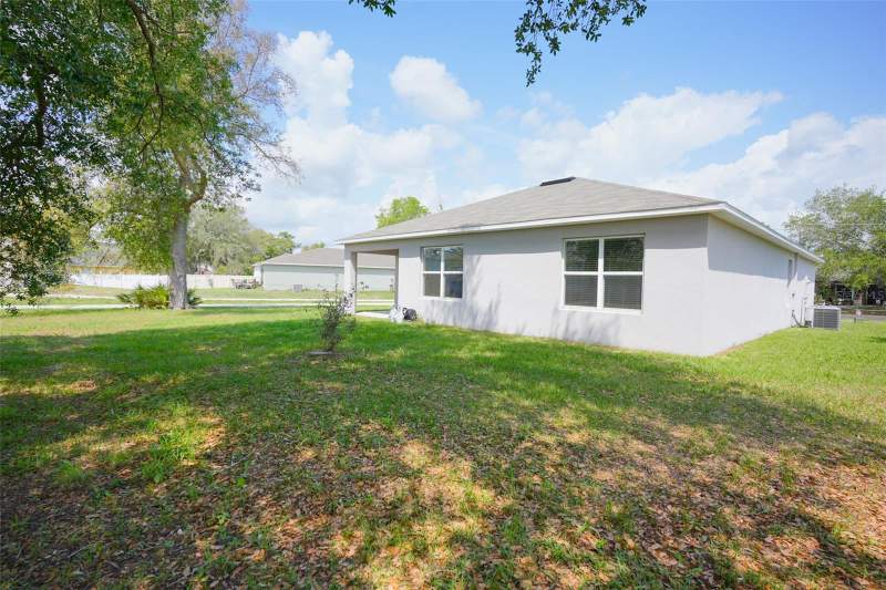 4 bedroom Single Family Residence at 660 Cotulla Drive, Poinciana Village 1 Nbhd 1 South, Kissimmee — photo 2
