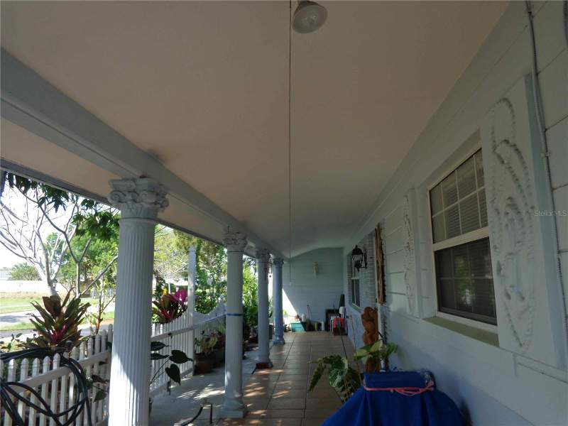 3 bedroom Single Family Residence at 6165 26th Avenue, Sheryl Manor, St Petersburg — photo 2