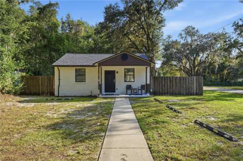 825 NW 19Th Avenue, home for sale in Gainesville 32609