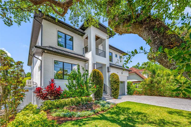 5 bedroom Single Family Residence at 2623 S Parkview Street, Sunset Park, Tampa — photo 2