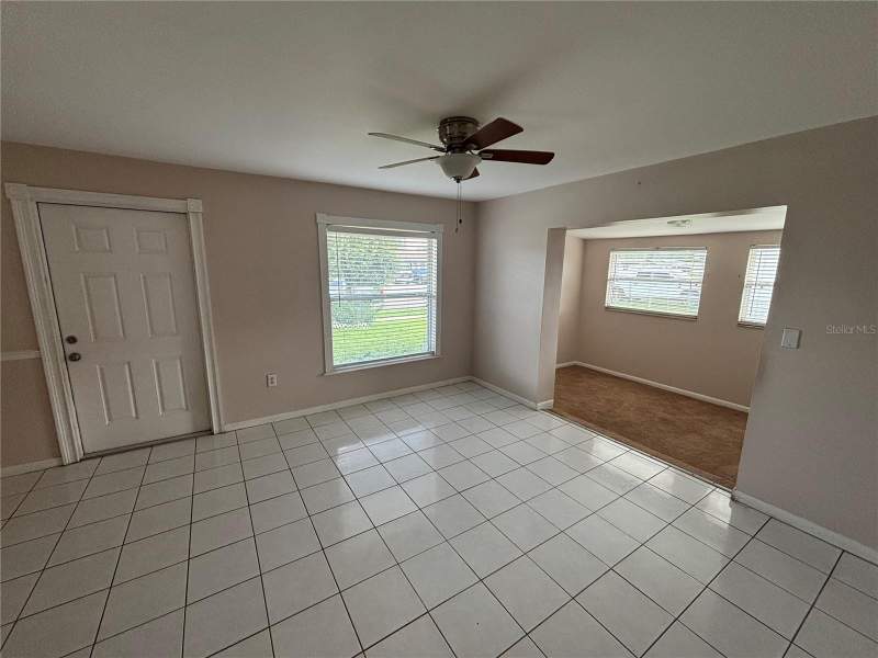 3 bedroom Single Family Residence at 7109 Limestone Lane, Clair Mel City Unit 10, Tampa — photo 4