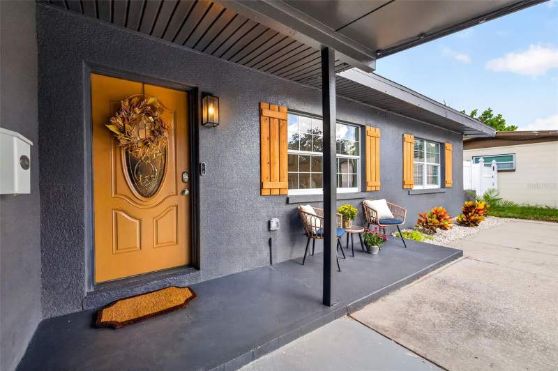 4 bedroom Single Family Residence at 4018 Helena Street, Shore Acres Overlook Sec, St Petersburg — photo 4