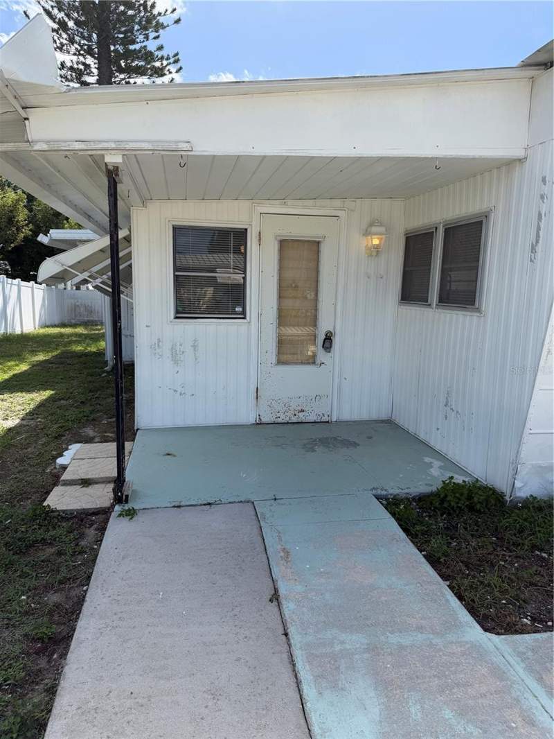 2 bedroom Mobile Home at 4120 Buena Vista Lane, Buena Vista Second Addition, Holiday — photo 5