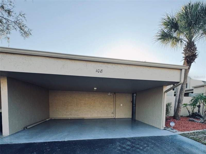 2 bedroom Condominium at 108 Madrid Drive #D, Sausalito, Casselberry — photo 2