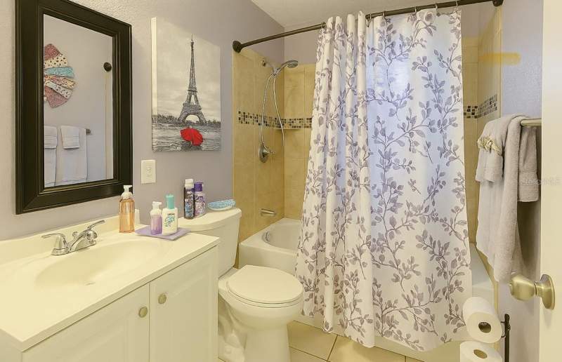 3 bedroom Single Family Residence at 5294 Lanette Street, Malibu Groves Seventh Add, Orlando — photo 2