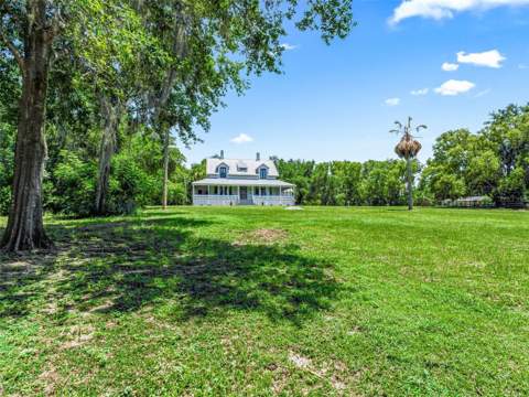 511 E Mirror Lake Drive, Fruitland Park FL - photo 7 of 95