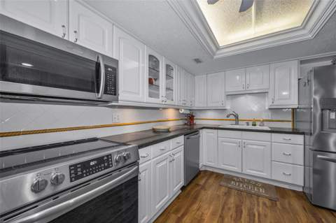 851 Bayway Boulevard #101, Clearwater Beach FL - photo 10 of 77
