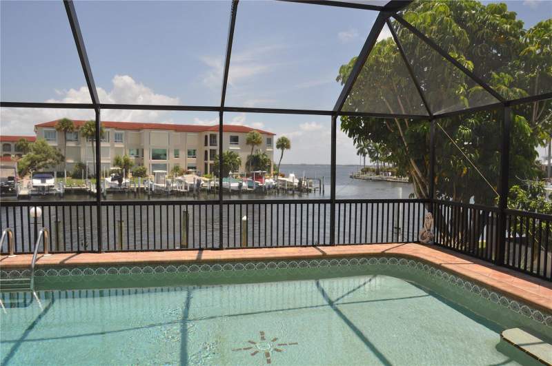 3 bedroom Single Family Residence at 2750 Aqua Court, Punta Gorda Isles Sec 4, Punta Gorda — photo 5