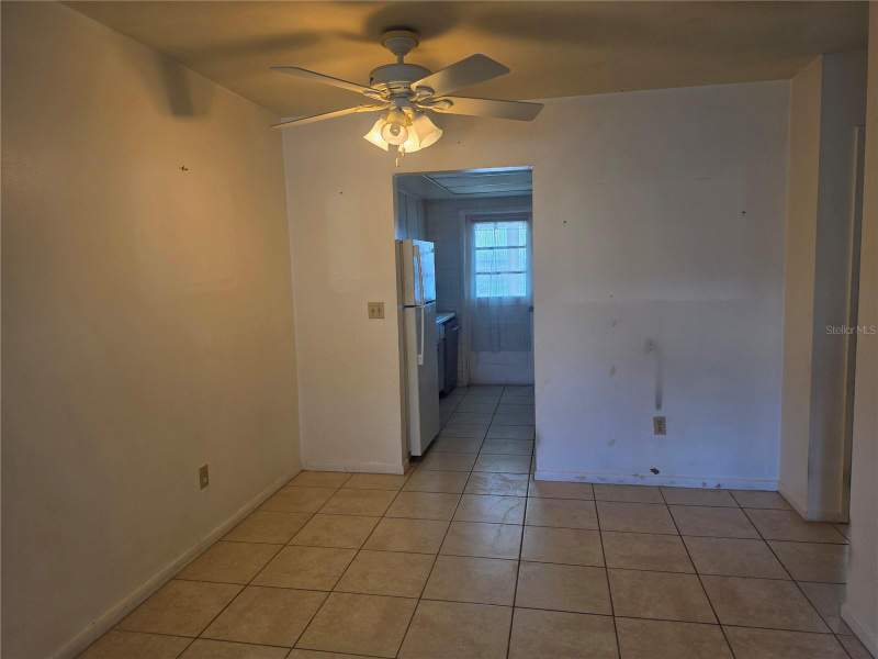 2 bedroom Condominium at 5850 21st Street #15, Town Apts Condo, St Petersburg — photo 4