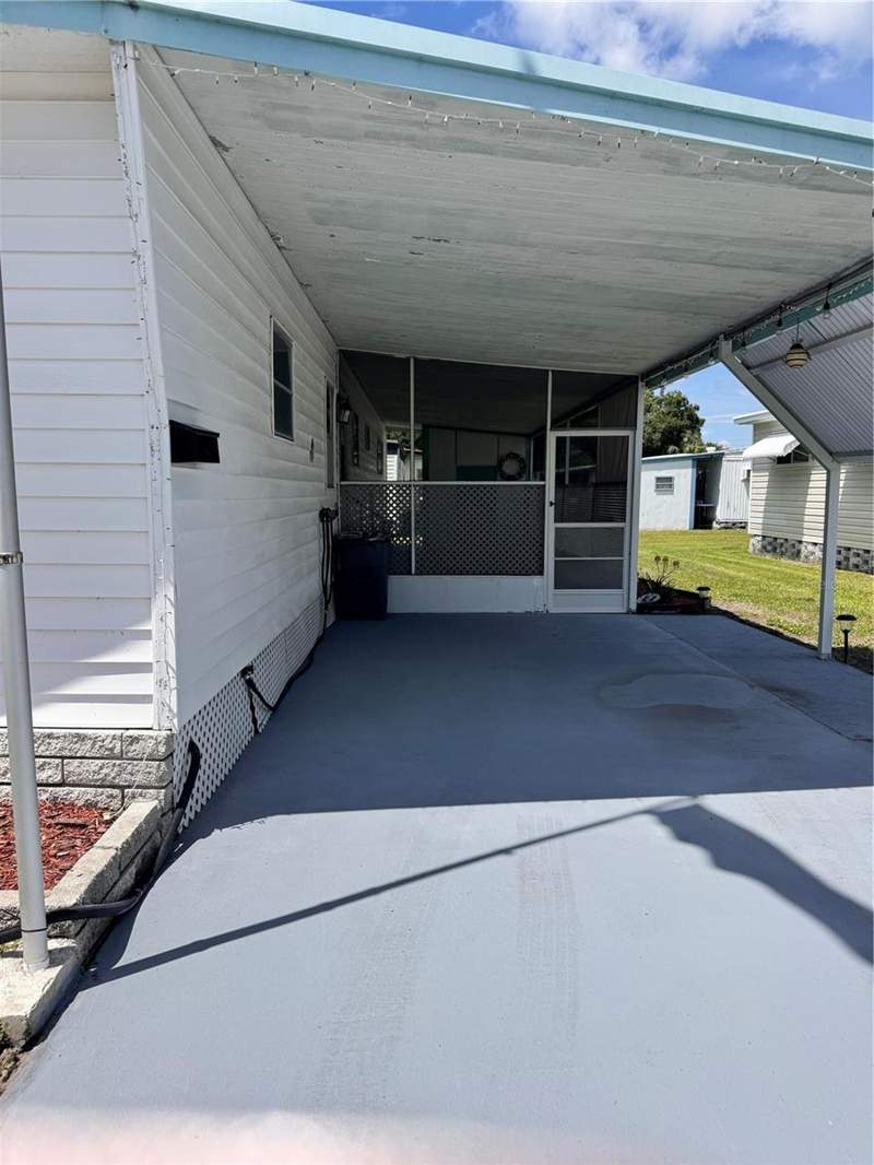 2 bedroom Mobile Home at 6100 62nd Avenue #43, Greenbrier Village Inc M/H Unrec, Pinellas Park — photo 5