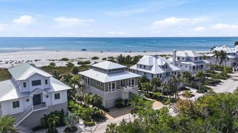6950 Palm Island Drive, golf community for sale in Placida