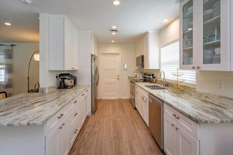2322 Woodcrest Drive, Winter Park FL - photo 6 of 6