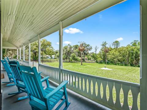 511 E Mirror Lake Drive, Fruitland Park FL - photo 15 of 95
