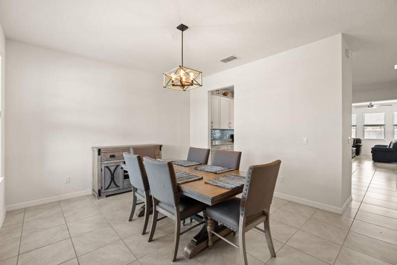 5 bedroom Single Family Residence at 660 Big Pine Avenue, Park View/Hills Ph 1A, Minneola — photo 3
