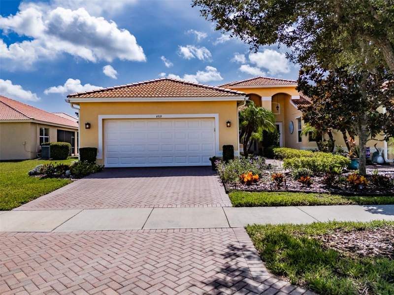 2 bedroom Villa at 4919 Marble Springs Circle, Valencia Lakes Tr N, Wimauma — photo 3