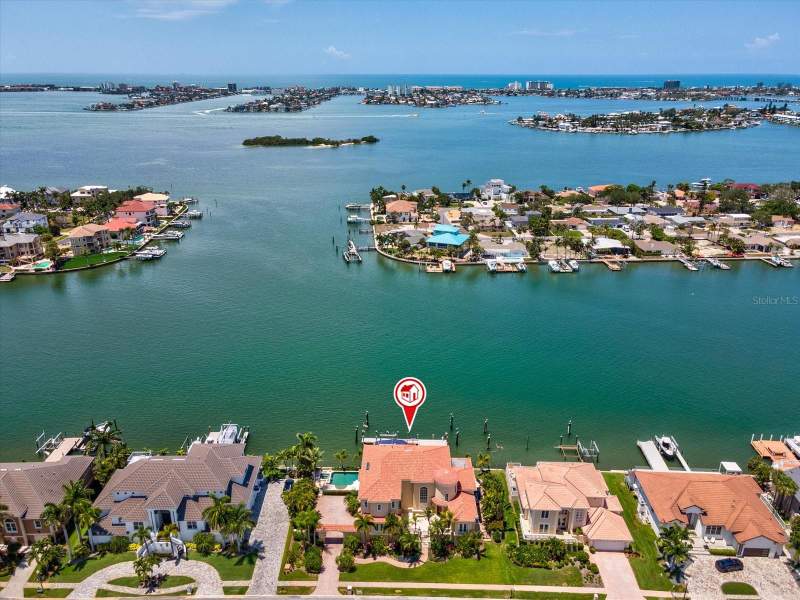 4 bedroom Single Family Residence at 6224 Pasadena Point Boulevard, Pasadena Point Estates Ph II, Gulfport — photo 2