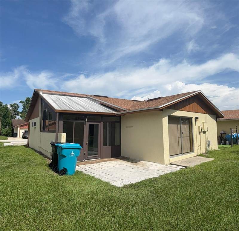 3 bedroom Townhouse at 1002 OROPESA AVENUE, VILLAS COSTA DEL SOL, ORLANDO — photo 2