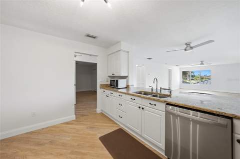 1477 Park Beach Circle #13, Punta Gorda FL - photo 18 of 43