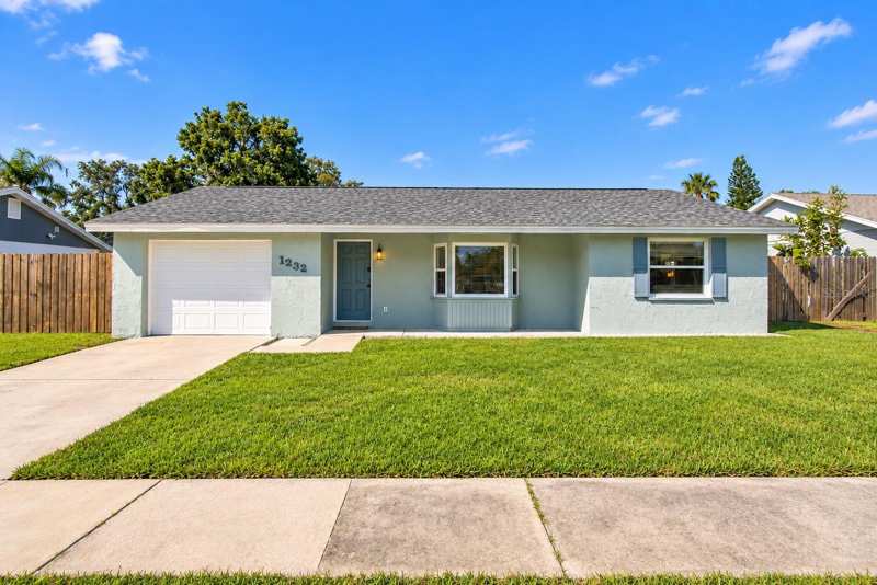 3 bedroom Single Family Residence at 1232 18th Avenue, Ridge Park Estate, Seminole — photo 1