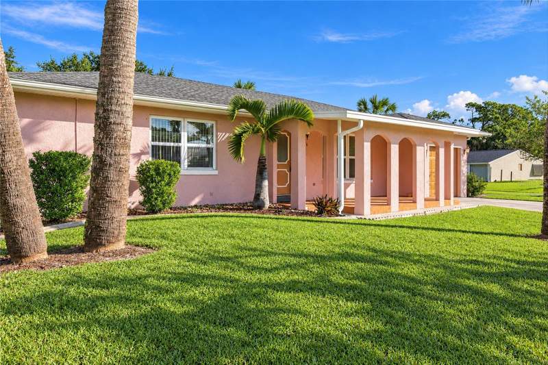 2 bedroom Single Family Residence at 18116 Edgewater Drive, Port Charlotte Sec 008, Port Charlotte — photo 5