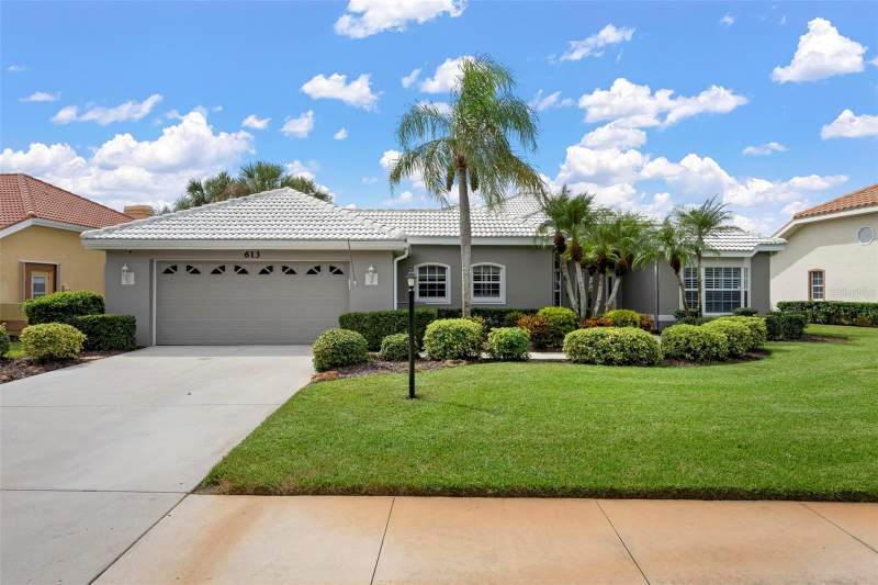 3 bedroom Single Family Residence at 613 Khyber Lane, Governors Green, Venice — photo 4