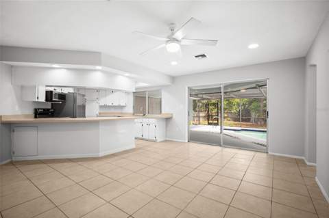 504 Bamboo Court, Tarpon Springs FL - photo 6 of 34
