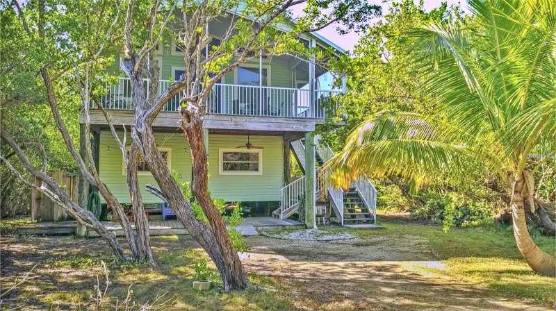 3 bedroom Single Family Residence at 9556 Buccaneer Trail, Gaspars Hideaway, Placida — photo 1