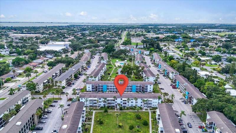 2 bedroom Condominium at 5883 Garden Lane #H1, The Third Bayshore, Bradenton — photo 3