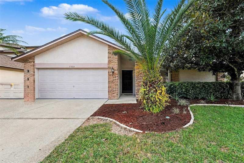 4 bedroom Single Family Residence at 11325 Glenmont Drive, Countryway Prcl B Trct 13 & 14, Tampa — photo 1