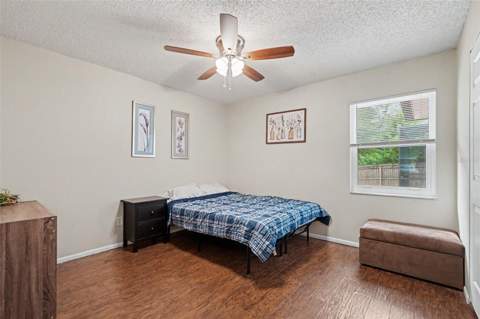 8064 Fawnridge Circle, Tampa FL - photo 18 of 32
