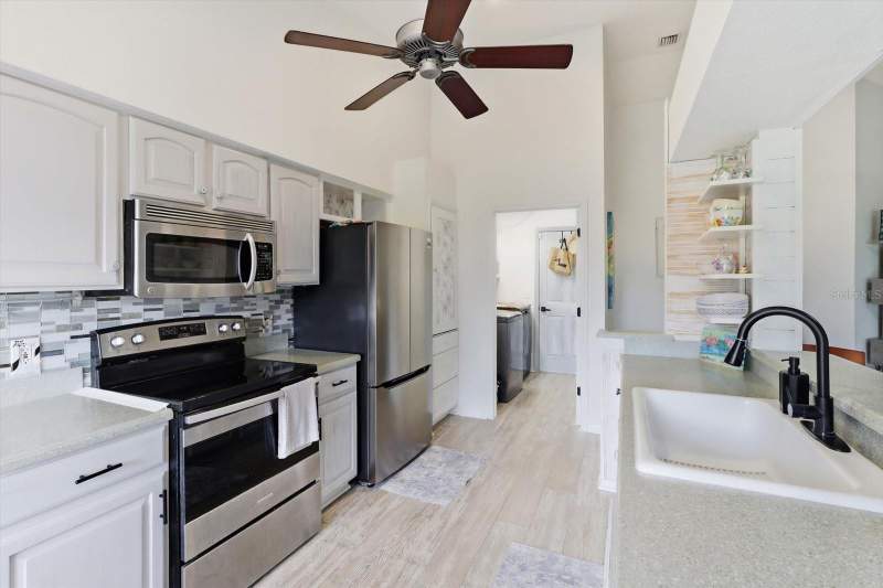 2 bedroom Villa at 18008 Tarrington Place, Heritage Pines Village 12, Hudson — photo 4