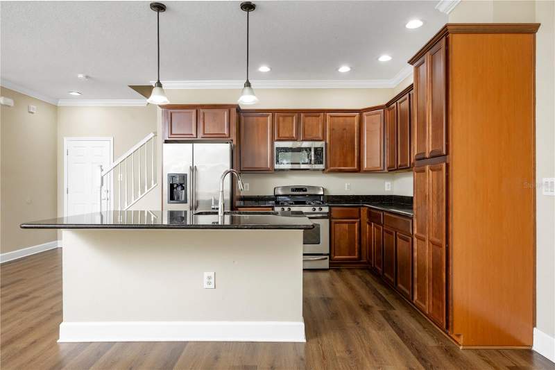3 bedroom Townhouse at 6112 Fishhawk Crossing Boulevard, Fishhawk Ranch Towncenter, Lithia — photo 5